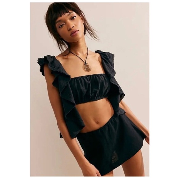 Free People Tops - Free People Make Waves Reversible
Top Black Beach Vacay Resort Size Small